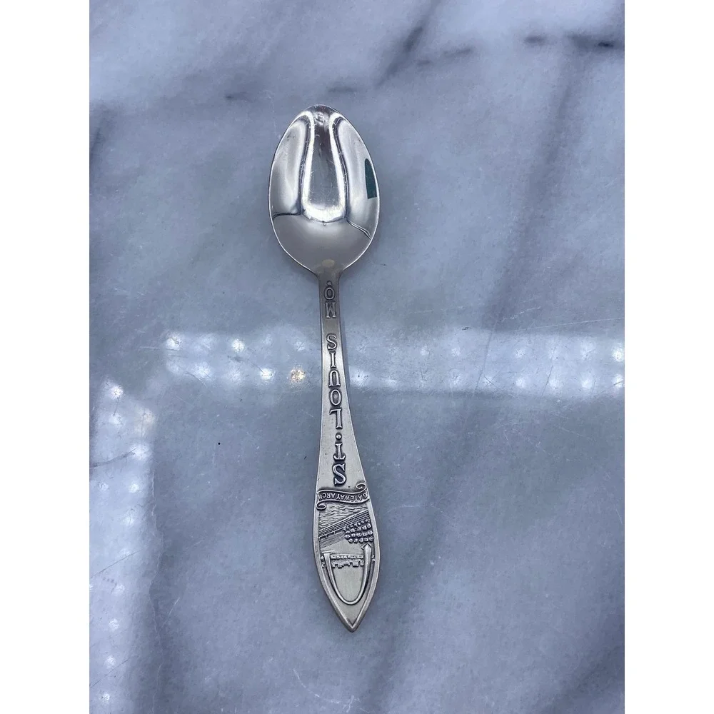 Sterling Silver St Louis MO Souvenir Spoon Gateway Arch .925 .4oz Collector MCM